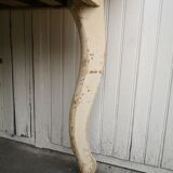 Table de cuisine vintage en bois, pieds courbés