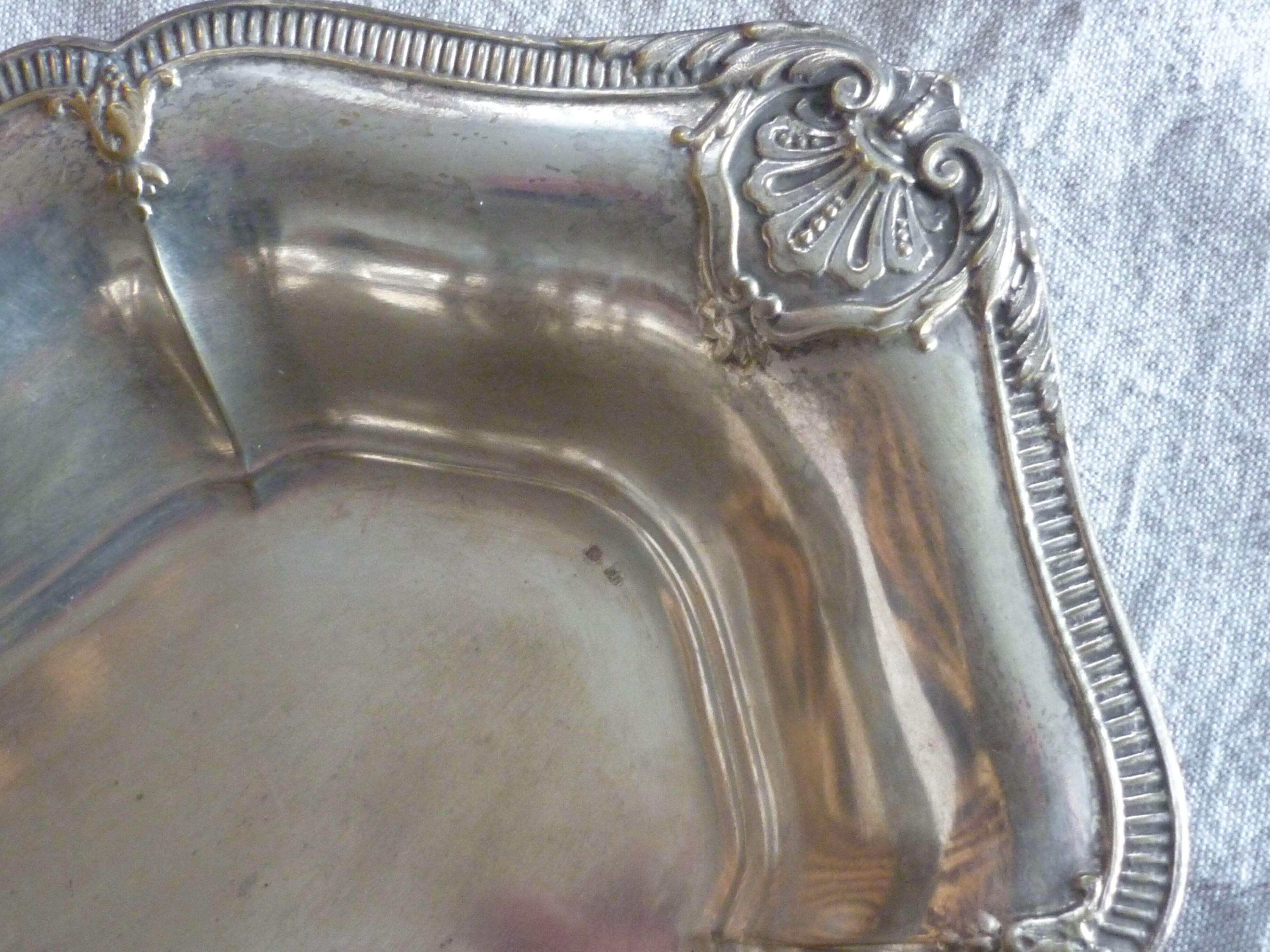 Silver metal bread basket dish