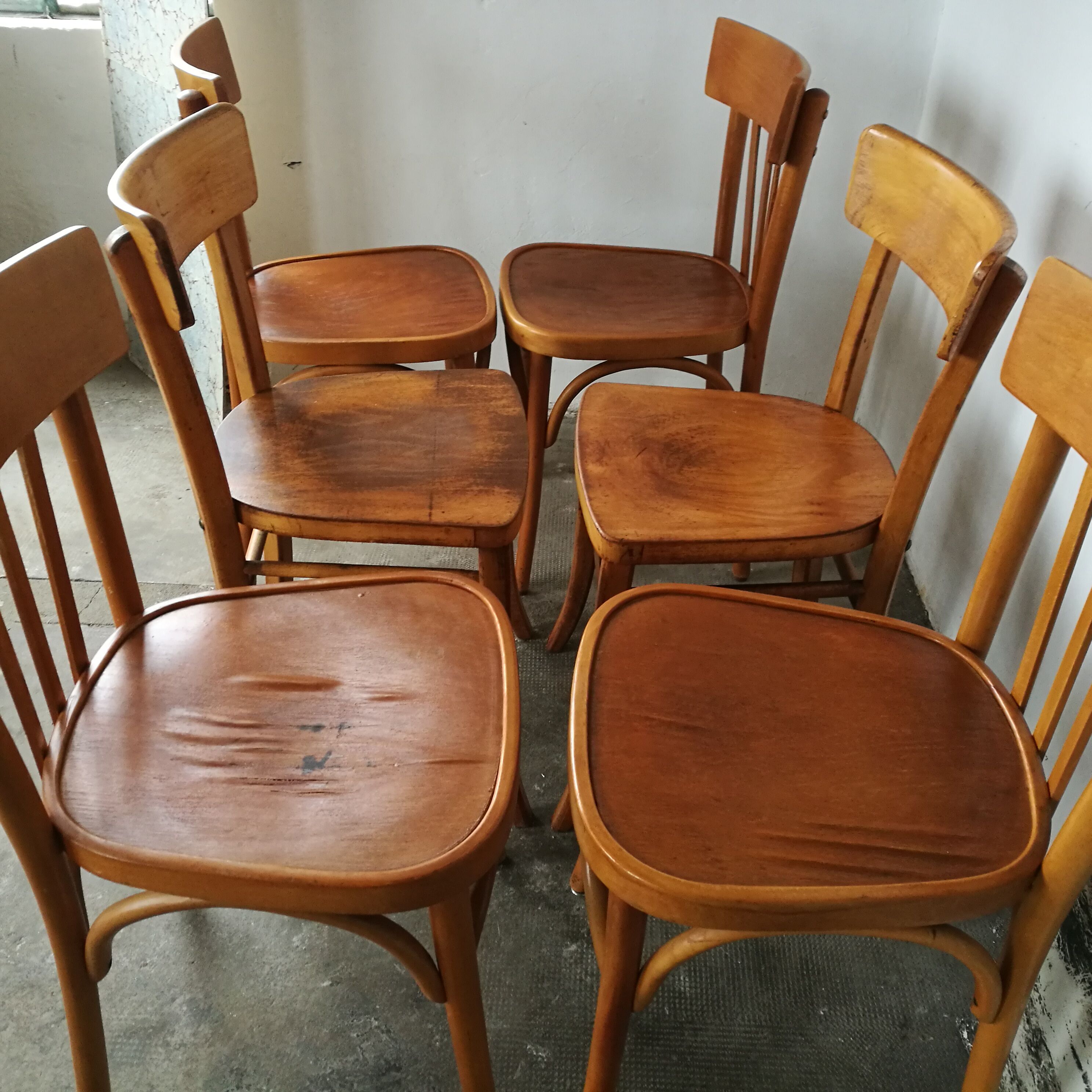 Set of 6 bistro chairs