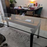 LC6 Corbusier table
