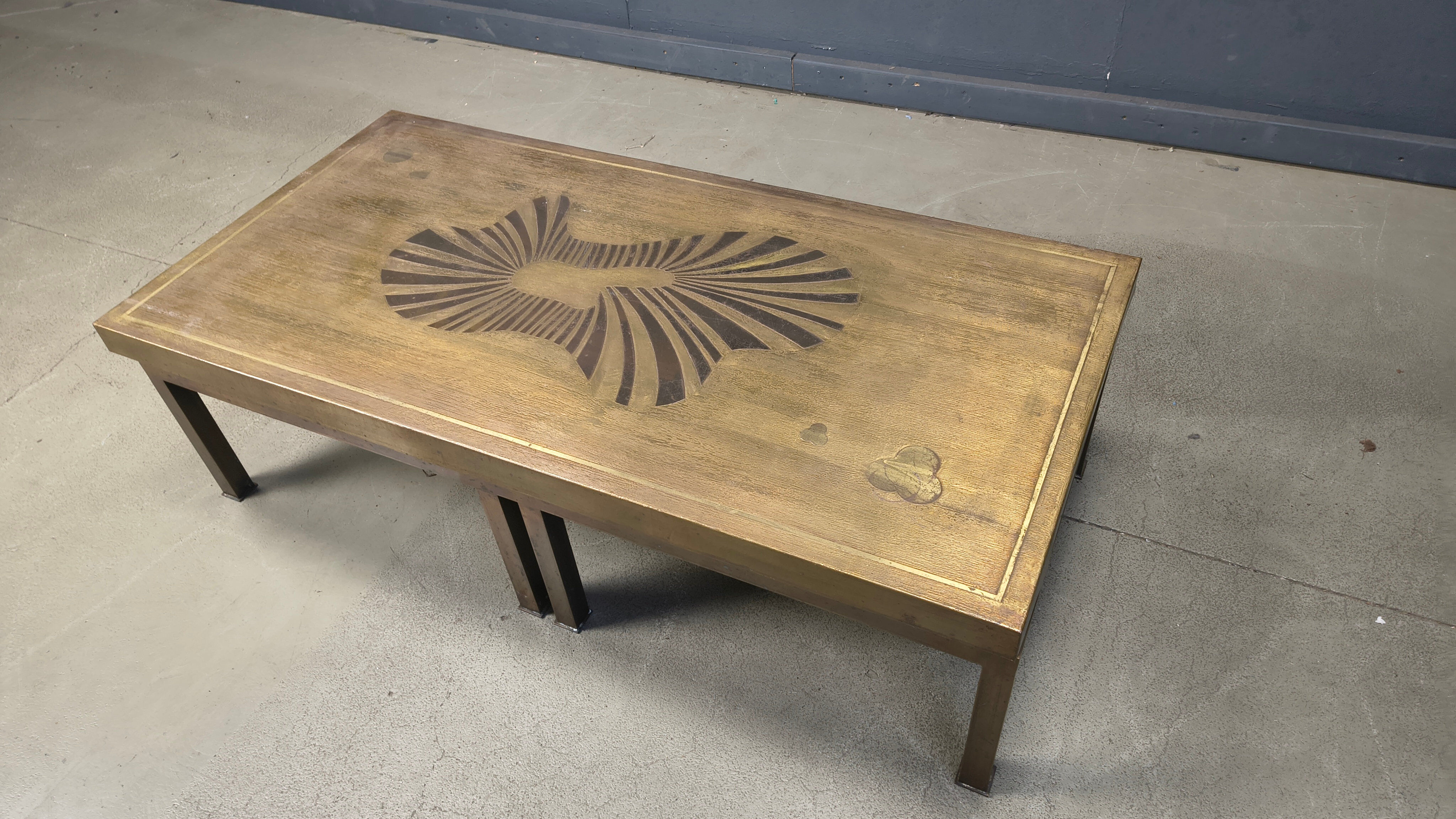 Table basse en laiton gravé vintage, années 1970