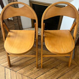 Set of chairs