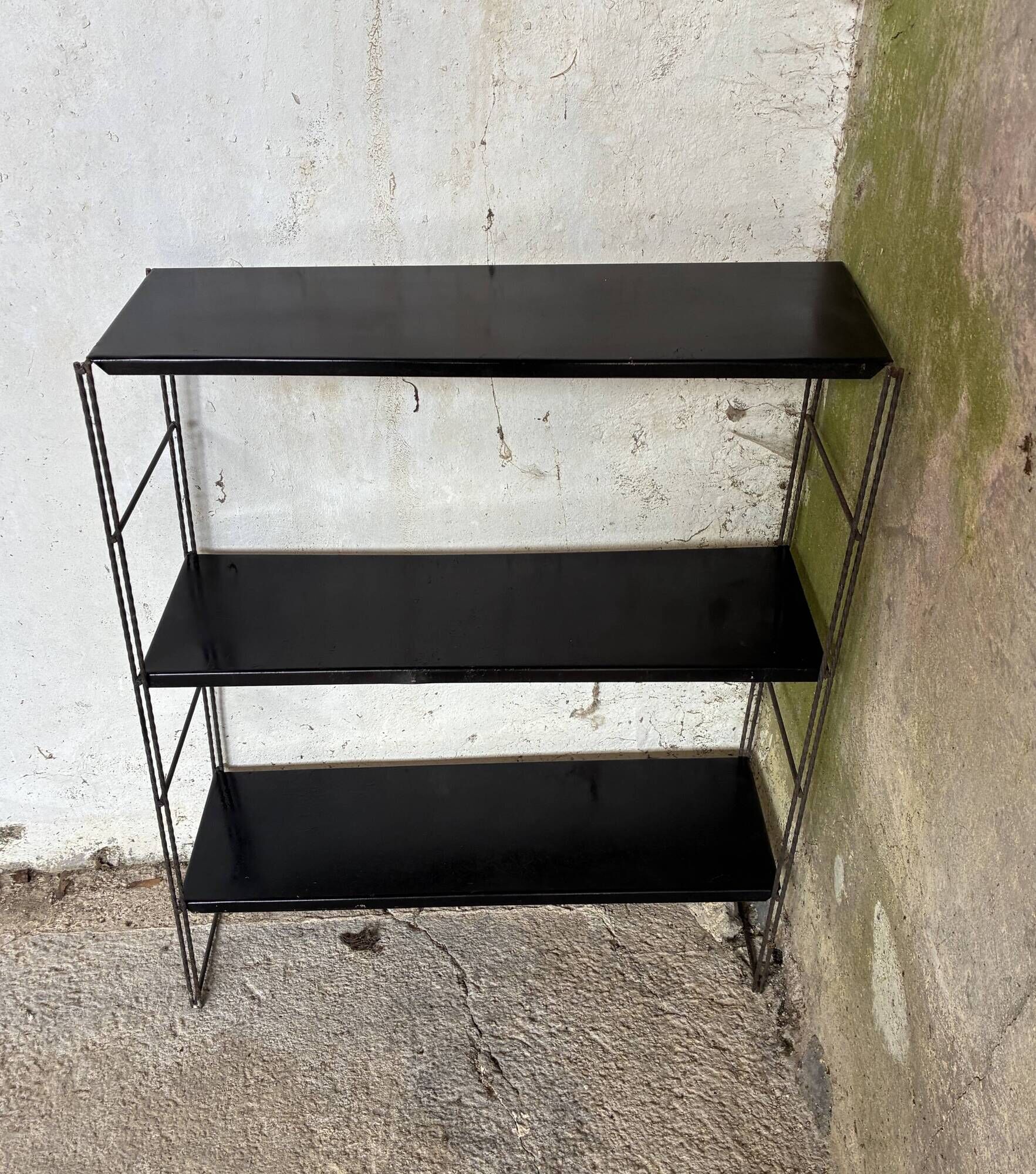 Black metal string shelf - 3 shelves - 1960
