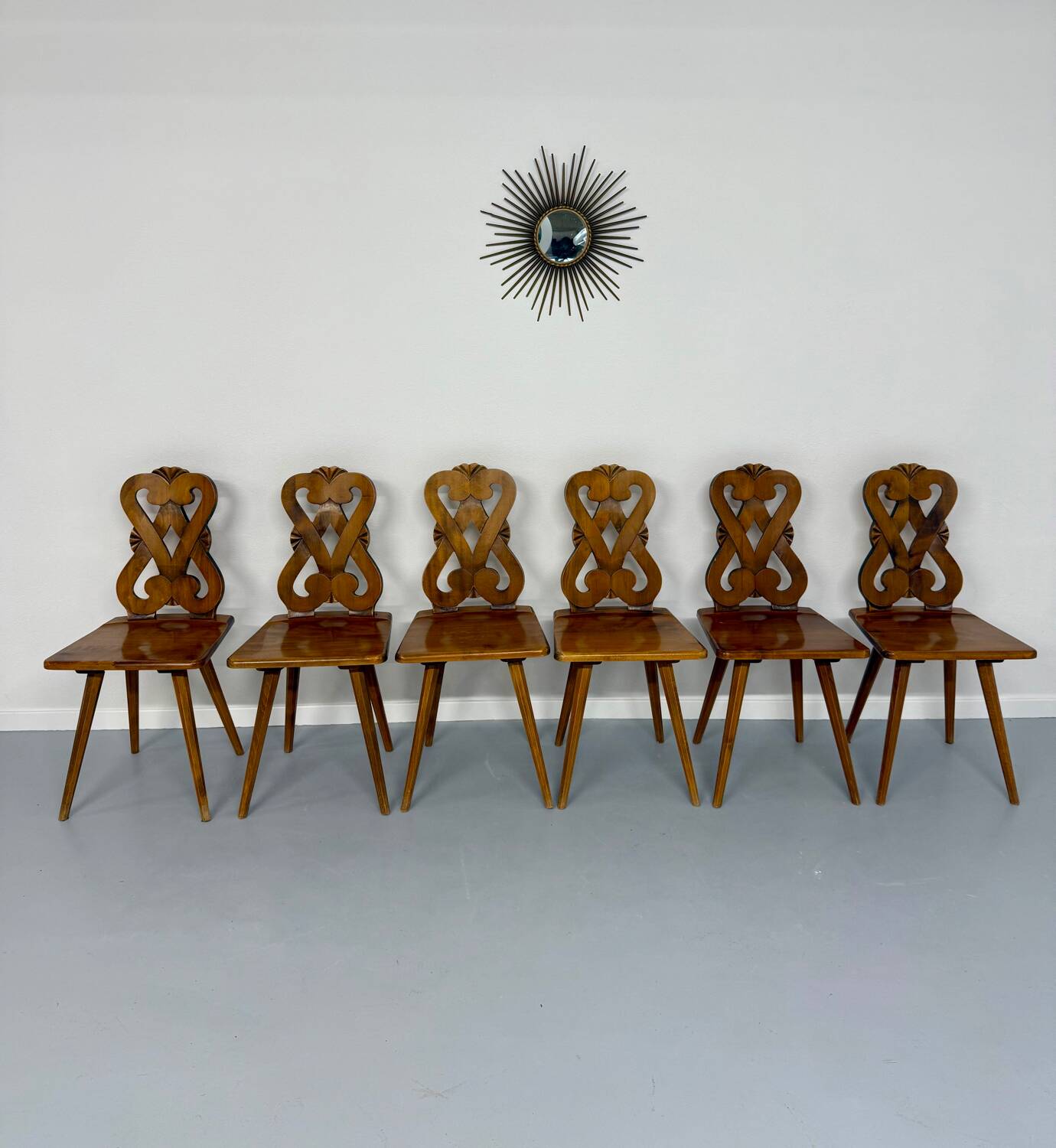 Set of 6 Alsatian double heart chairs in solid oak, early 20th century