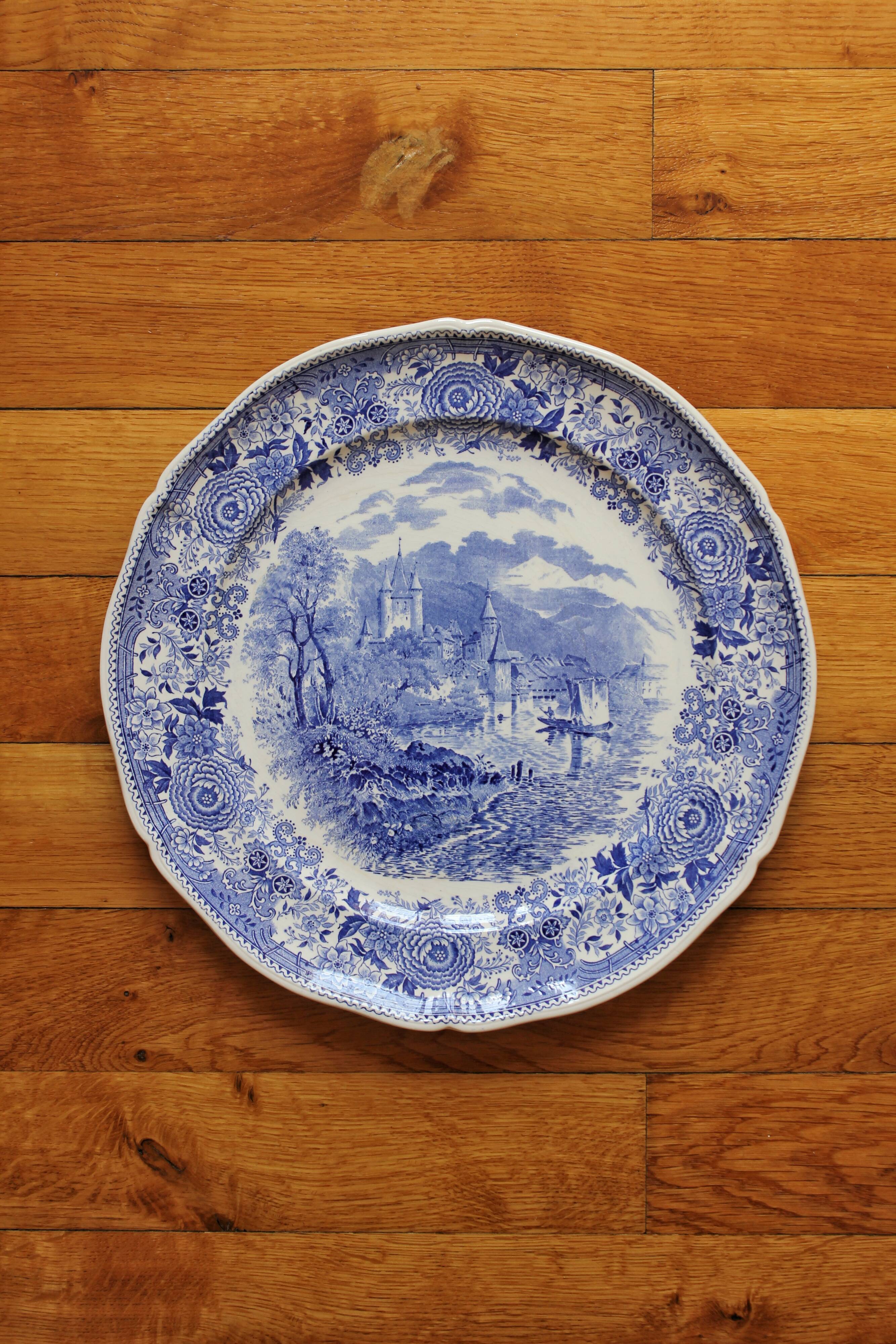 Vintage Villeroy and Boch "Burgenland" earthenware round dish