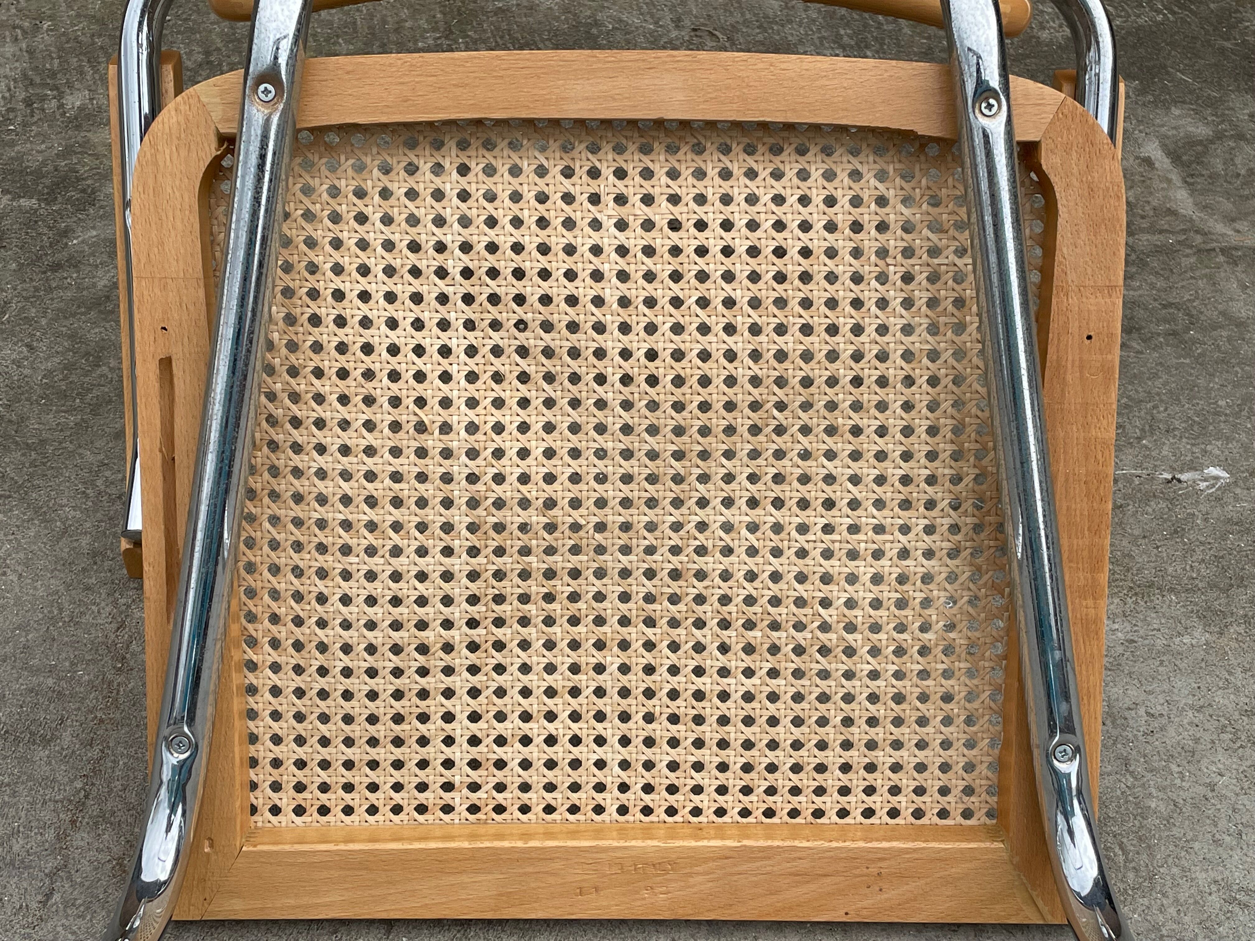 Cesca chair B64 with armrests by Marcel Breuer Design