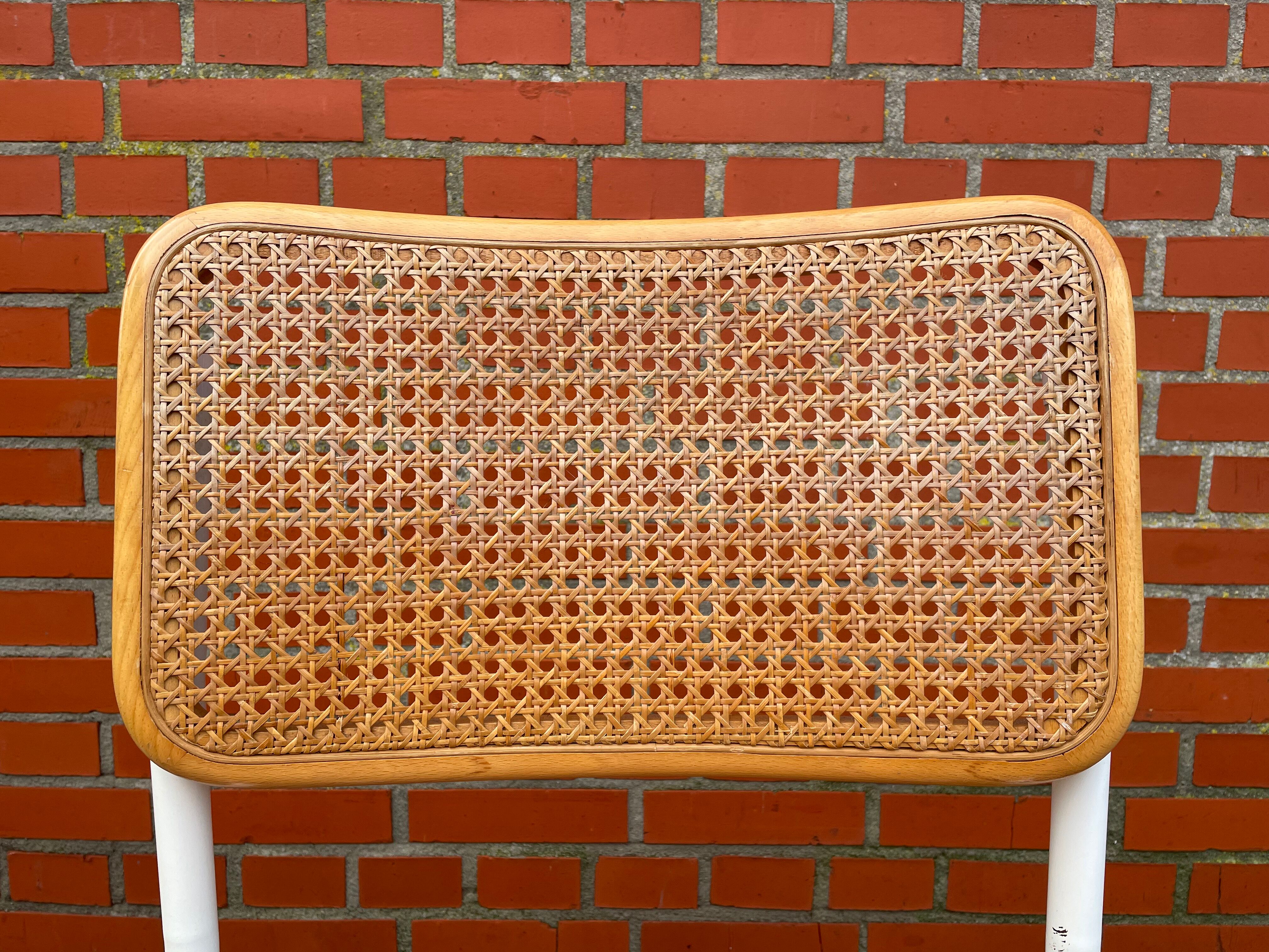 Ensemble de 4 chaises modèles Cesca de Marcel Breuer