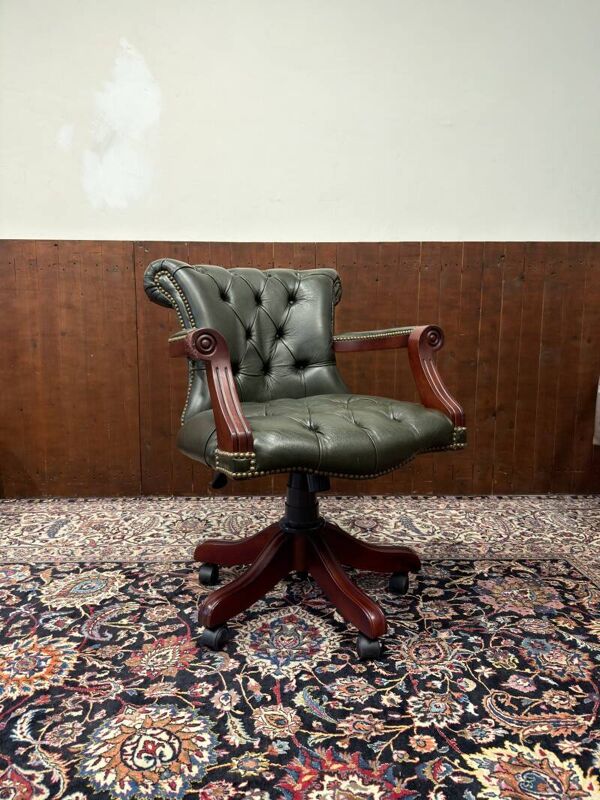 Chaise de bureau Chesterfield verte en anglais