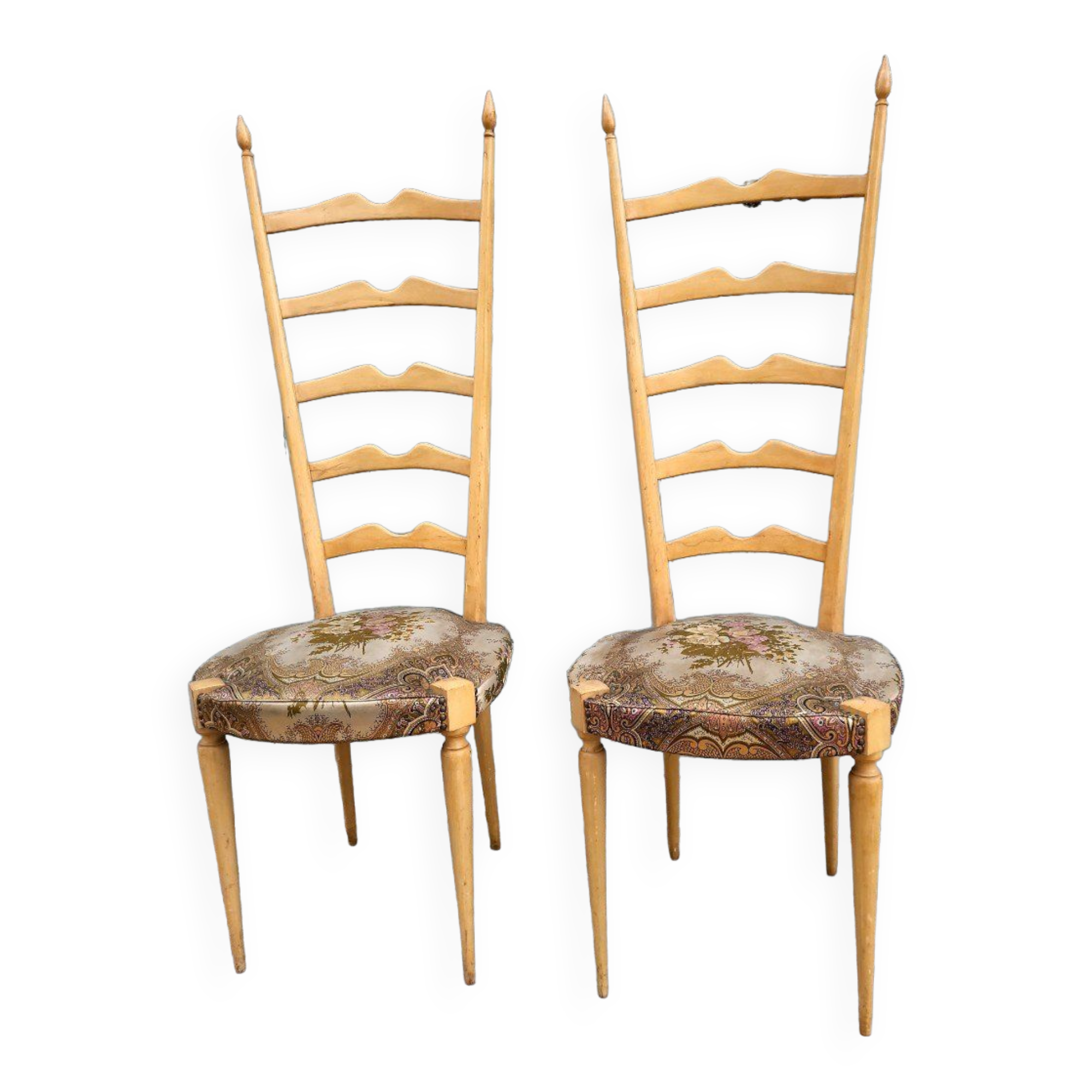 Pair of chairs by Paolo Buffa