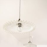 Serrated opaline suspension