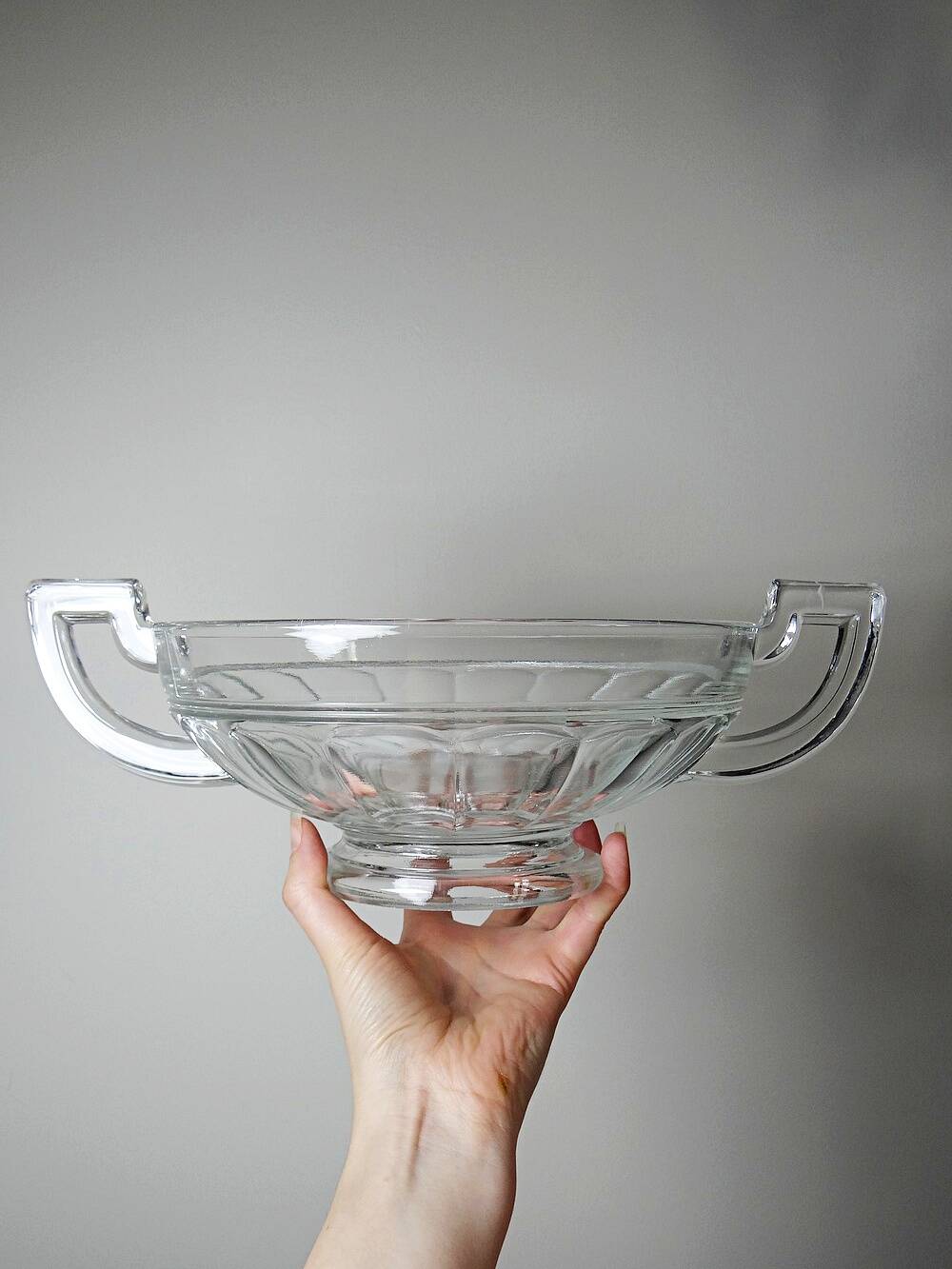 Art Deco glass bowl, in the style of Val Saint Lambert, with wide handles.