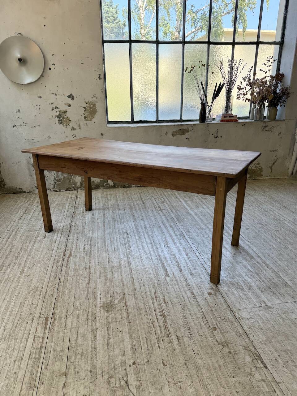 Cherry farmhouse table 1m8