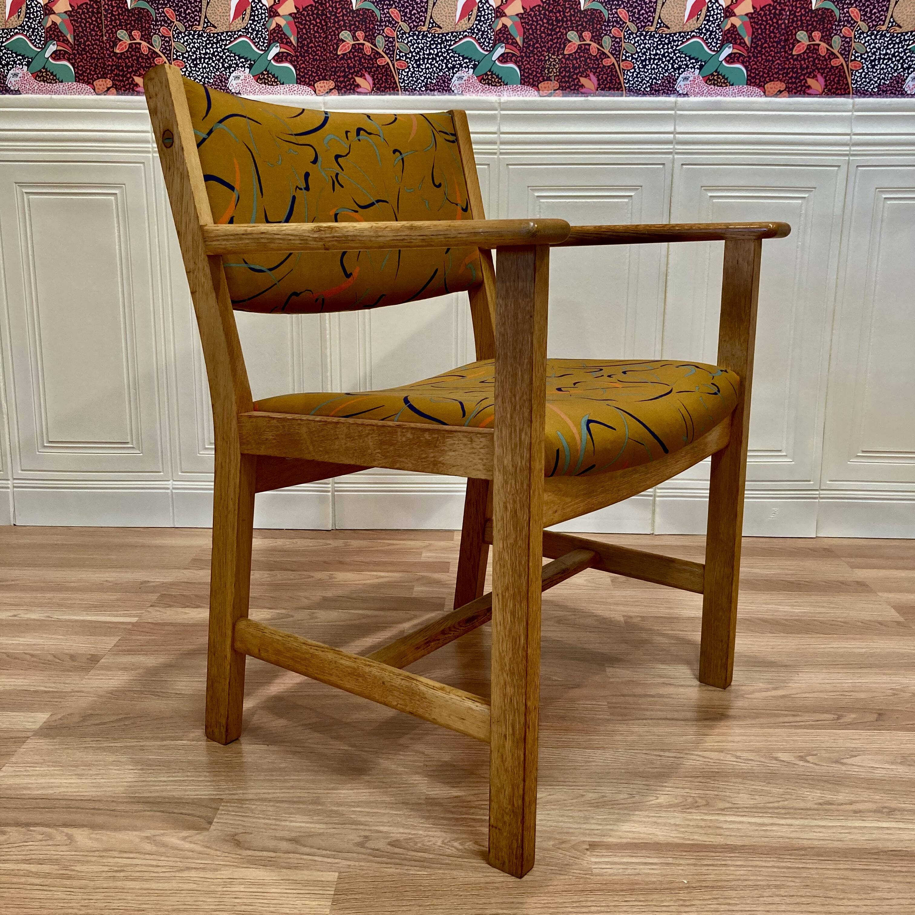 6 chairs stamped Hans Wegner "Scandinavian design" 1960.