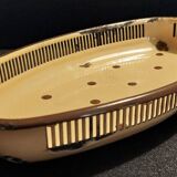 Bread basket in enameled sheet metal with brown dots, first half of the 20th century