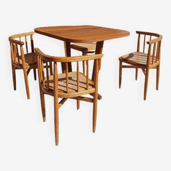 Table et chaises Thonet