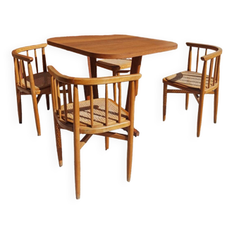 Table et chaises Thonet