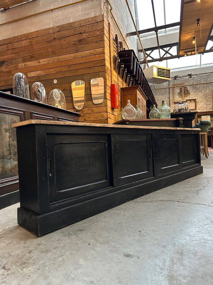 Large workshop cabinet with sliding doors