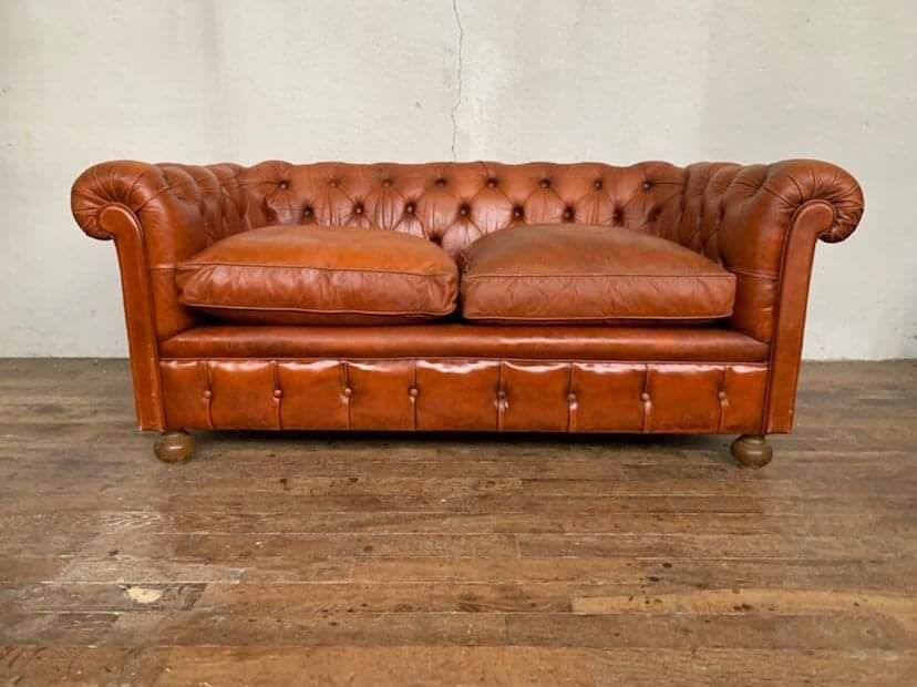 Salon canape and 2 chesterfield armchairs in vintage cognac leather from the 1970s