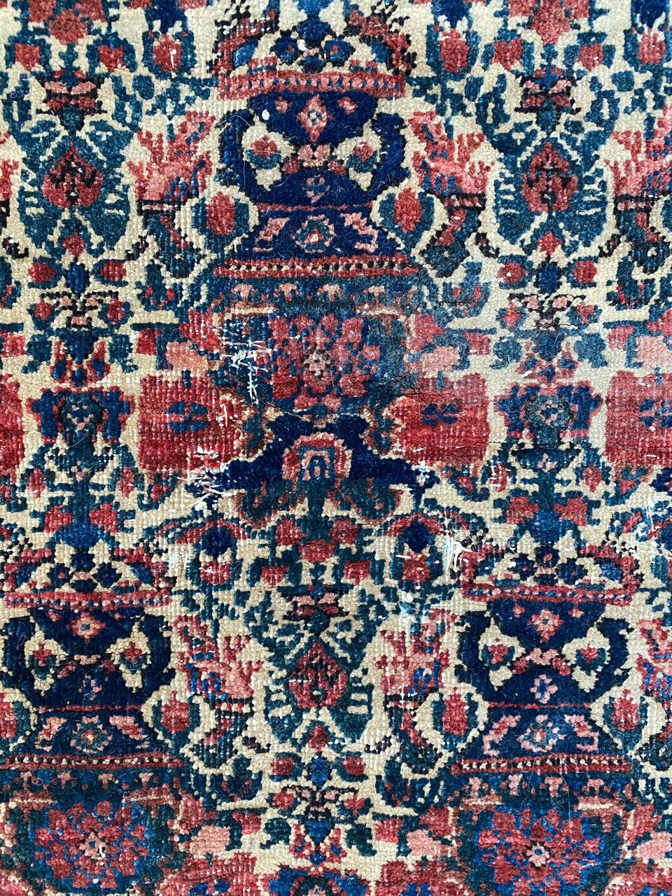Beautiful old Persian carpet from Abadeh handmade 100x144 cm