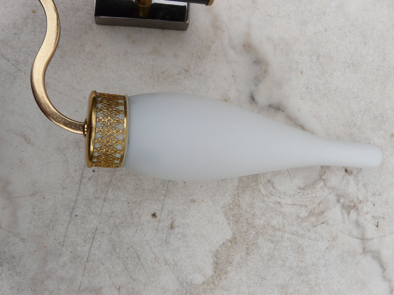 Applique double bras vintage noire et dorée