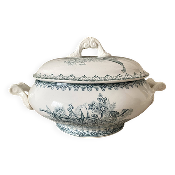 Ste Amandinoise "Margot" Muguet ironware soup tureen