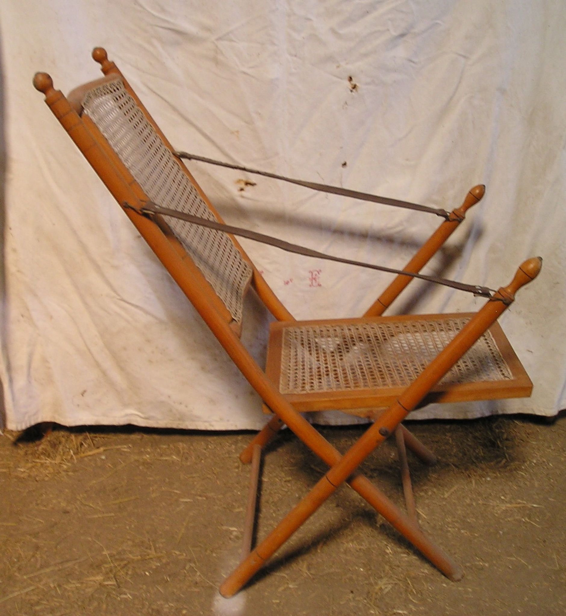 Fauteuil canné pliant début XX