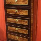 Chest in marquetry
