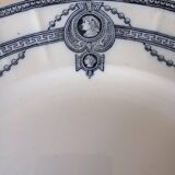 Flat plate in ironstone "Medallion" blue from St Amand and Hamage