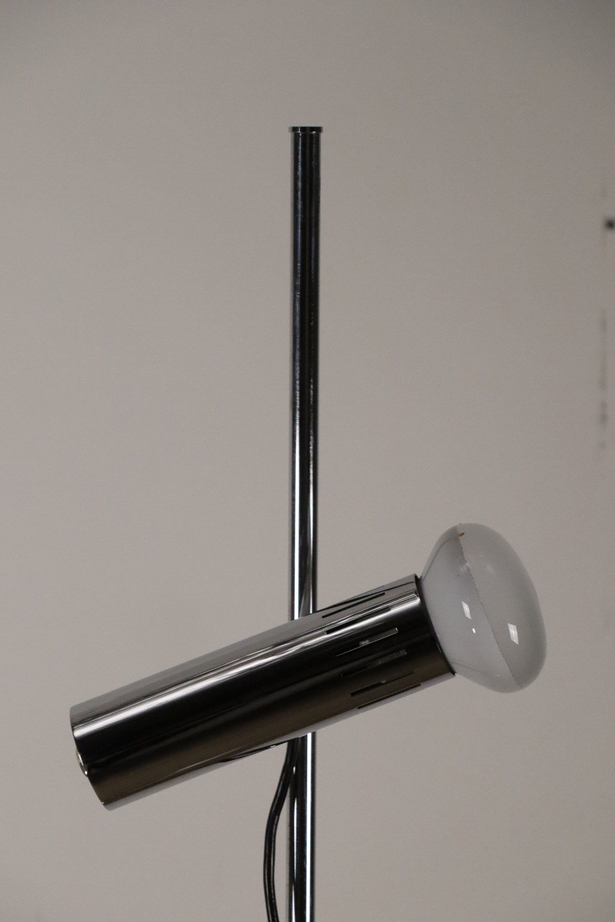 Vintage chrome metal floor lamp - 1970