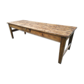 Farm table
