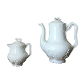 Cafetière et son pot à lait tharaud limoges en porcelaine