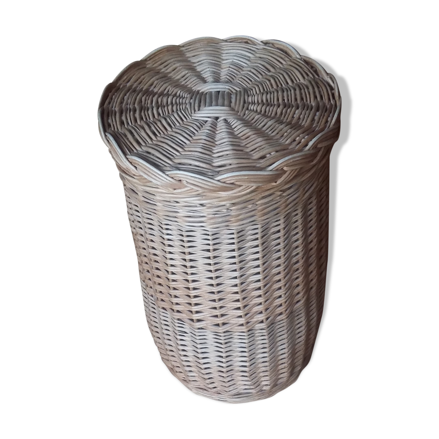 Wicker laundry box from villaines the rocks