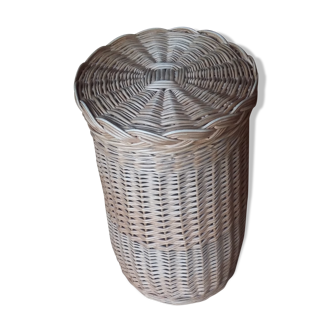 Wicker laundry box from villaines the rocks