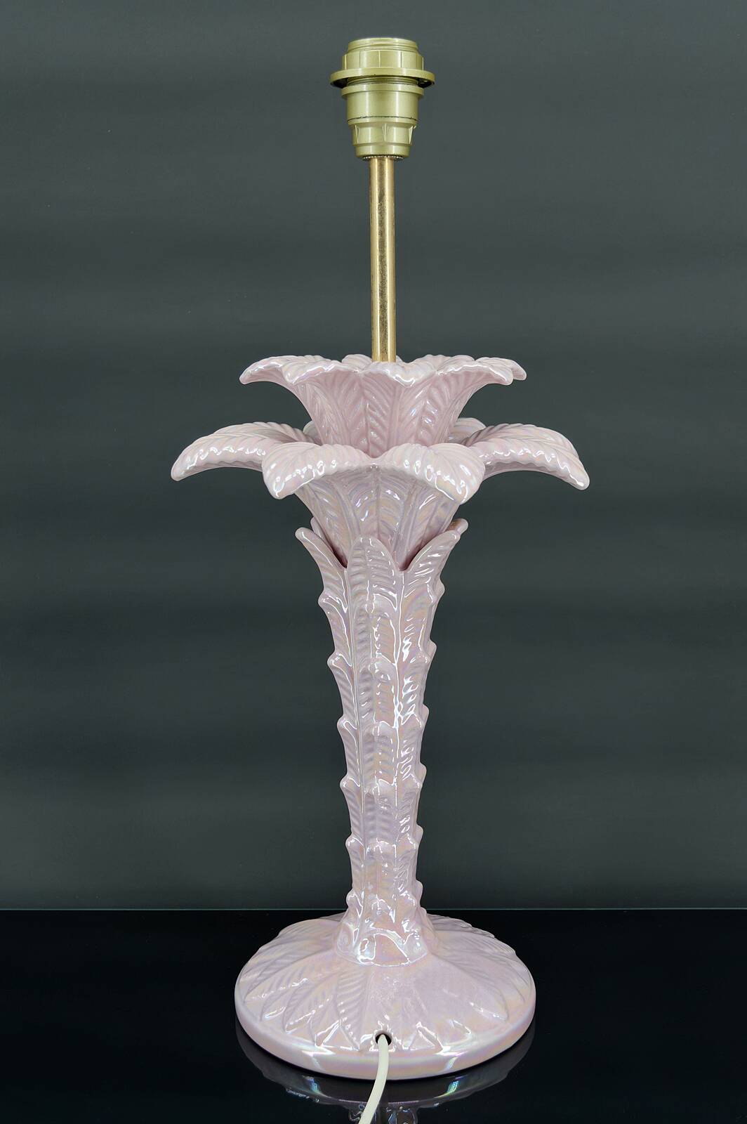 Palm tree lamp in pearly pink ceramic, Italy, circa 1960