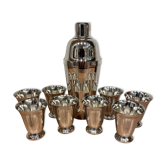 Shaker and 8 Boulenger cups