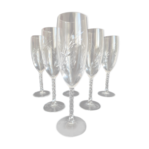 Flutes et verres cristal taillé