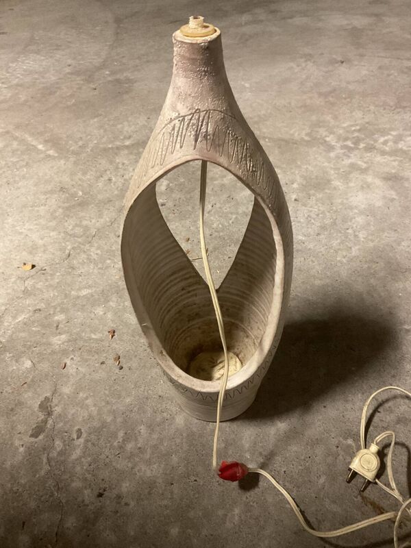 Lampe à poser de jean austruy années 50