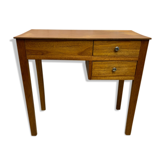 Boarding school desk