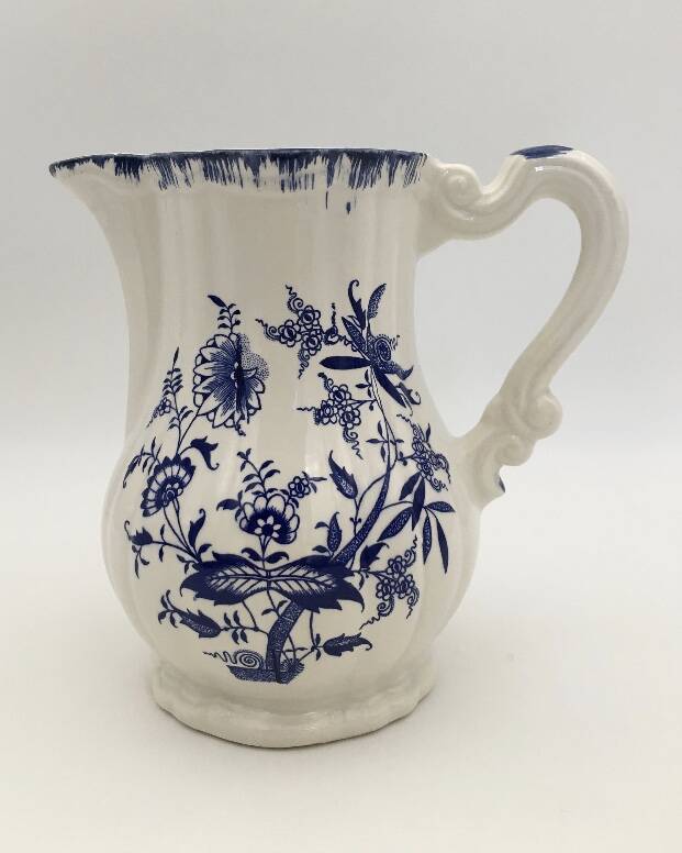 Old earthenware jug from Sarreguemines, Lancaster model