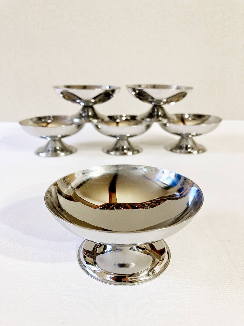 6 Guy Degrenne round ice cream cups, 1970s-1980s