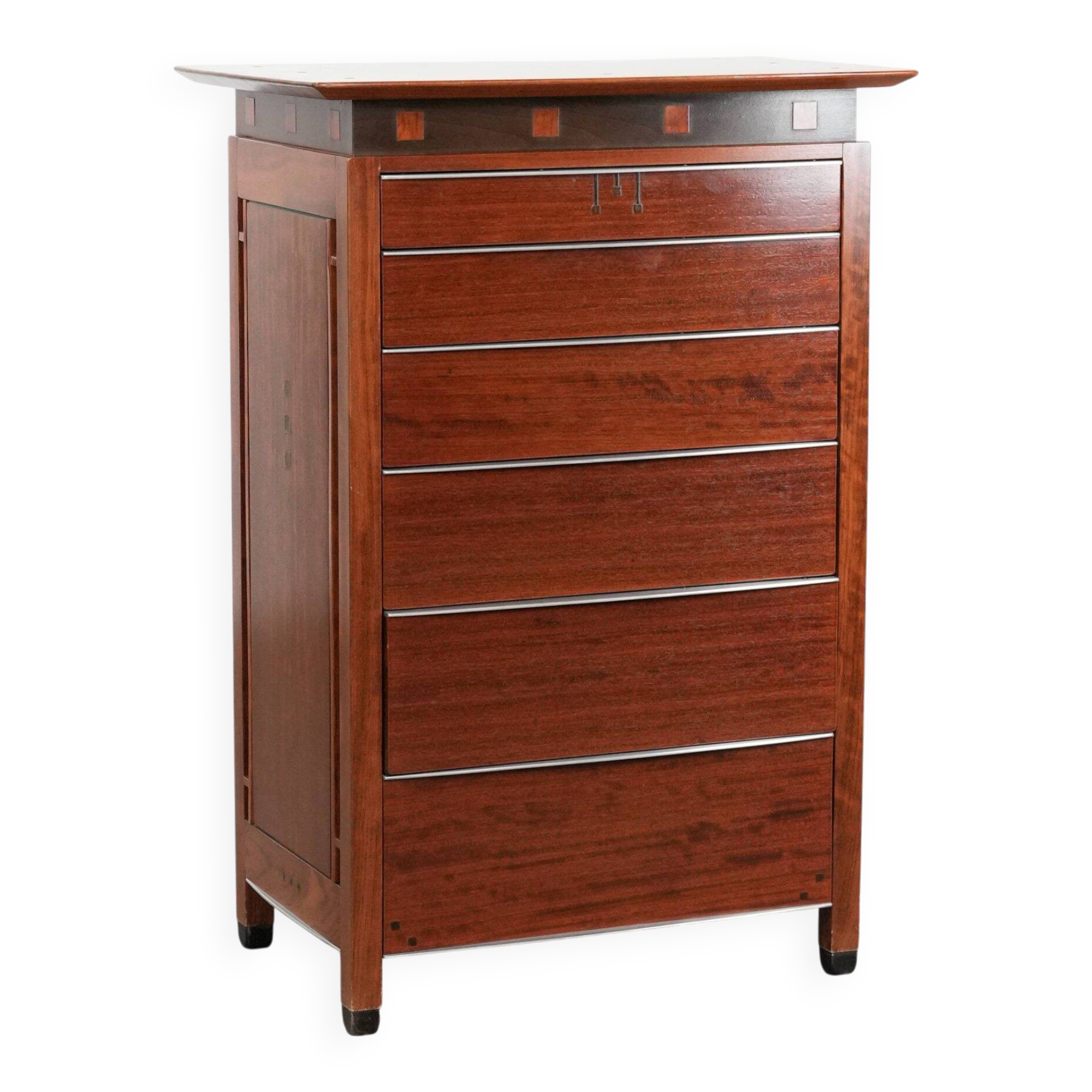 Art Deco design chest of drawers with 6 drawers and remarkable details