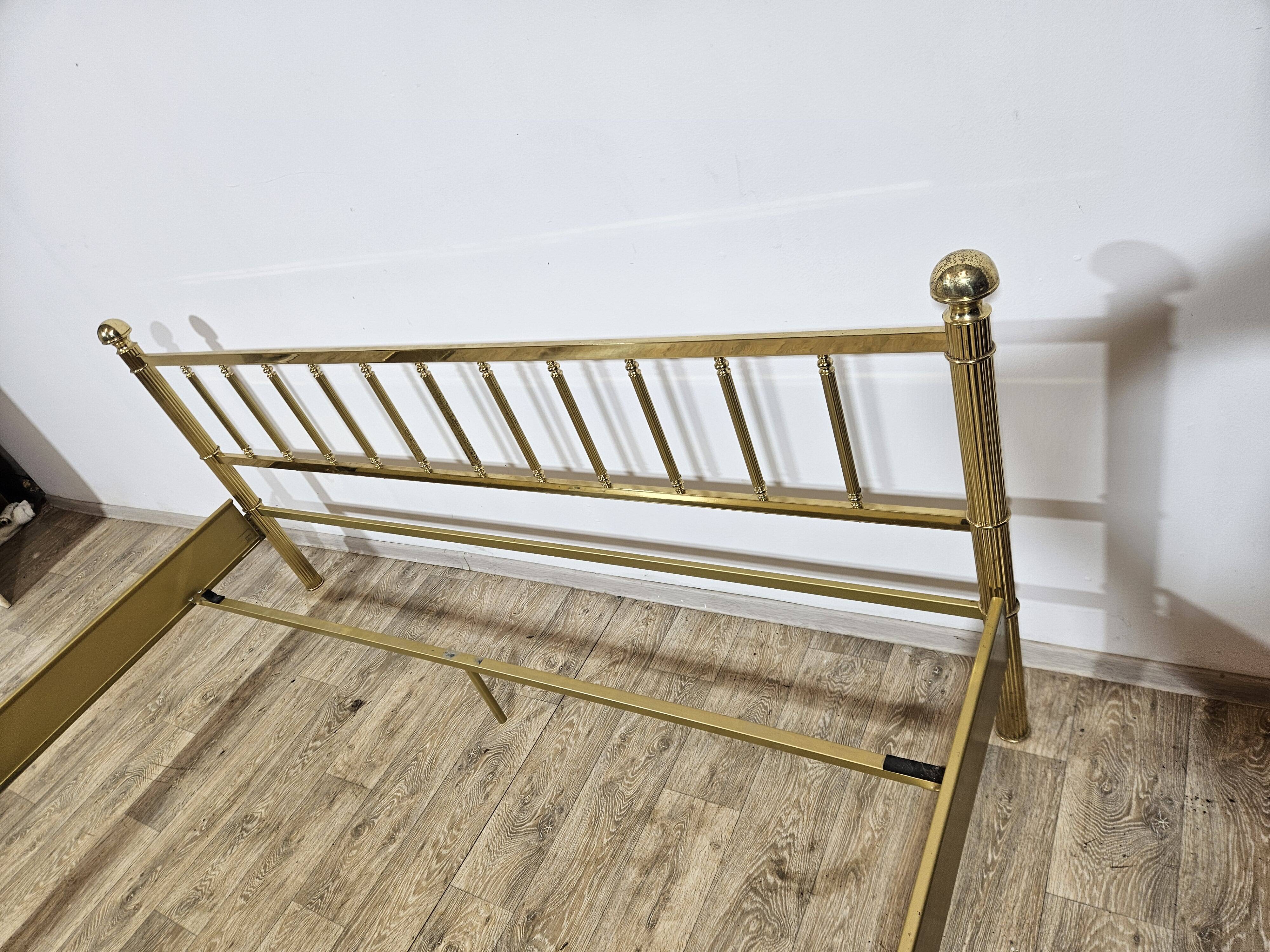 Luxurious Brass Bed Frame in Glamorous / Vintage Style