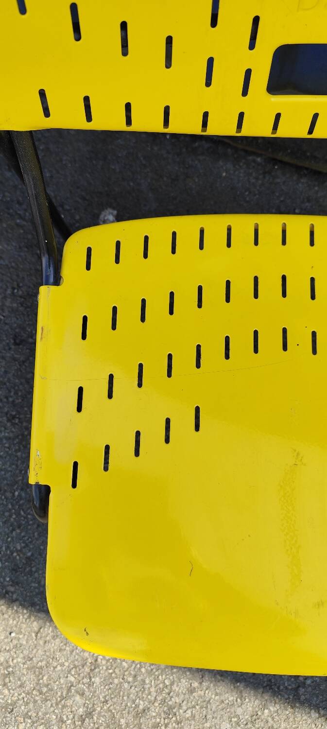Dallas chair, design Paolo Favaretto for Kinetics
