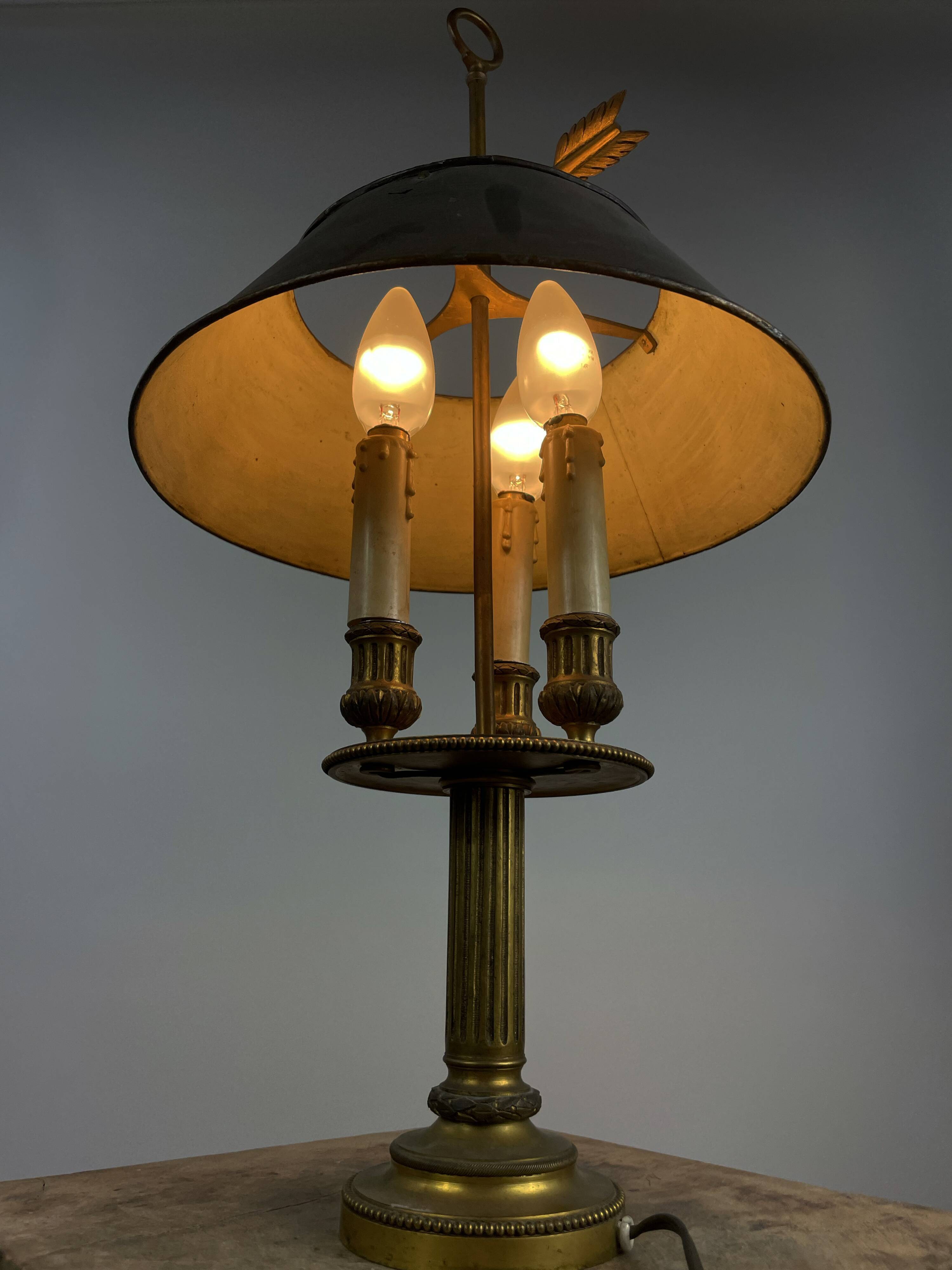 Lamp bouillotte bronze and brass Louis XVI style