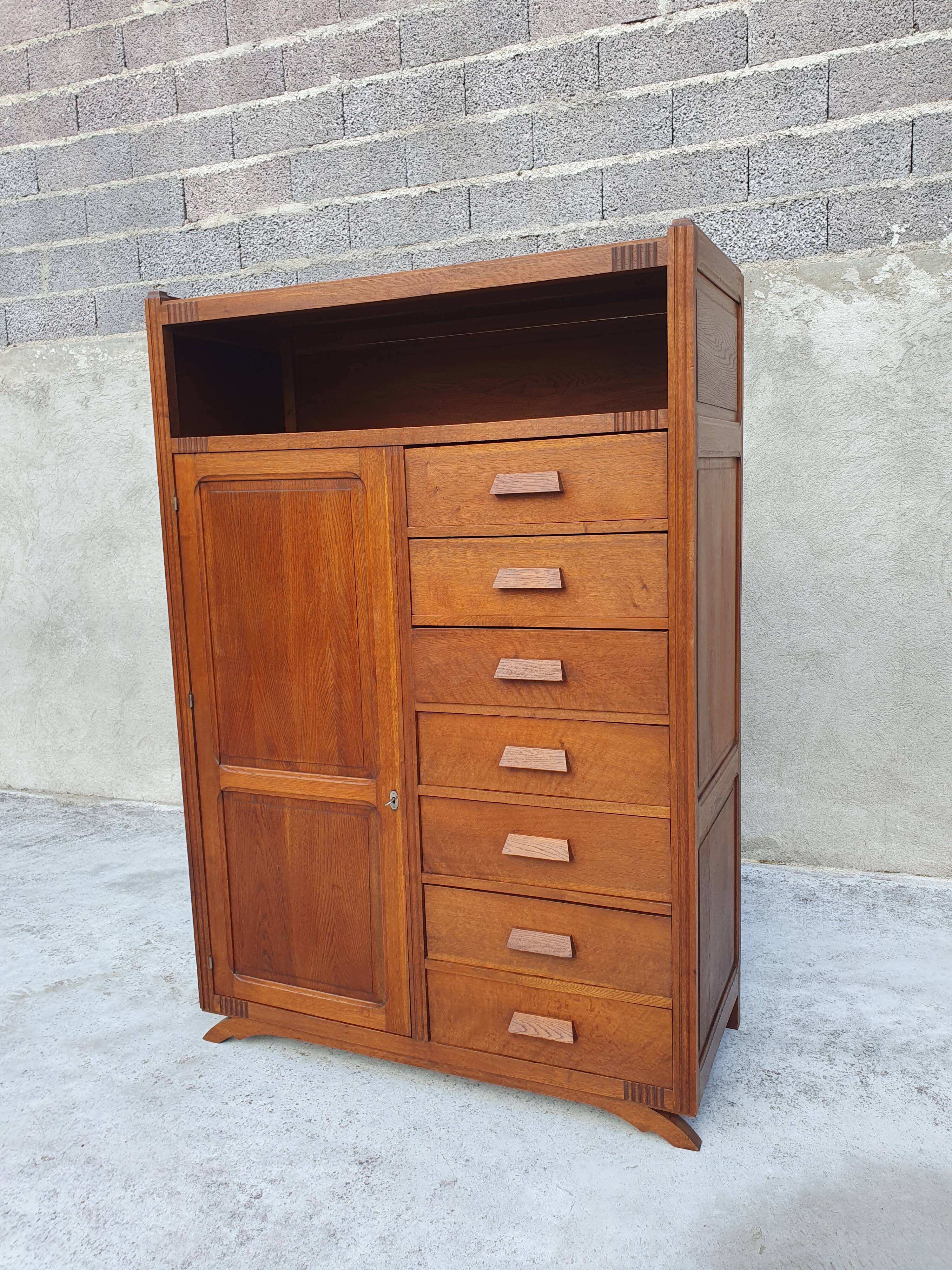 Armoire