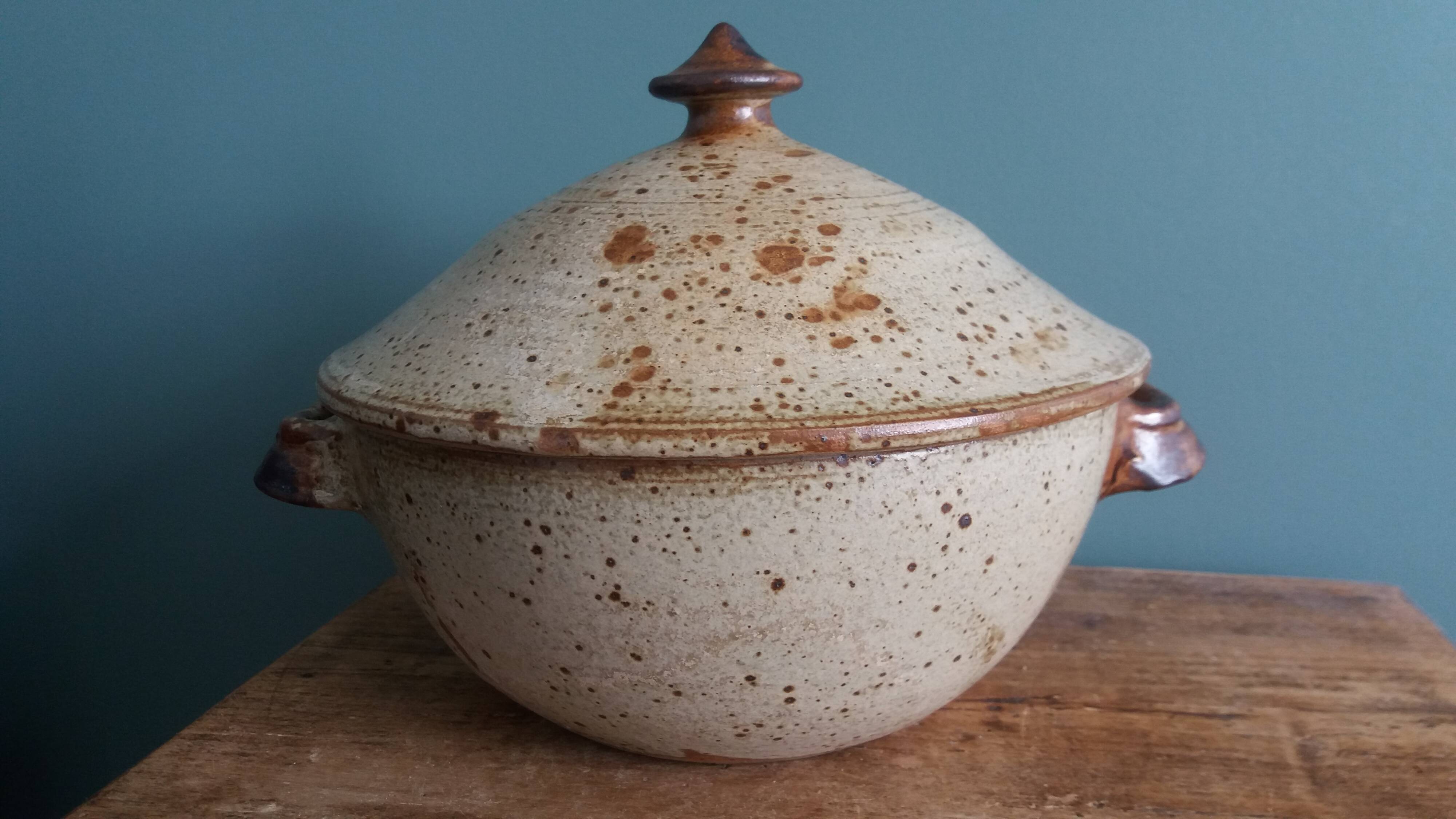 Soup tureen, vegetable dish in Puisaye stoneware signed by Jean-Pierre Prud’homme.