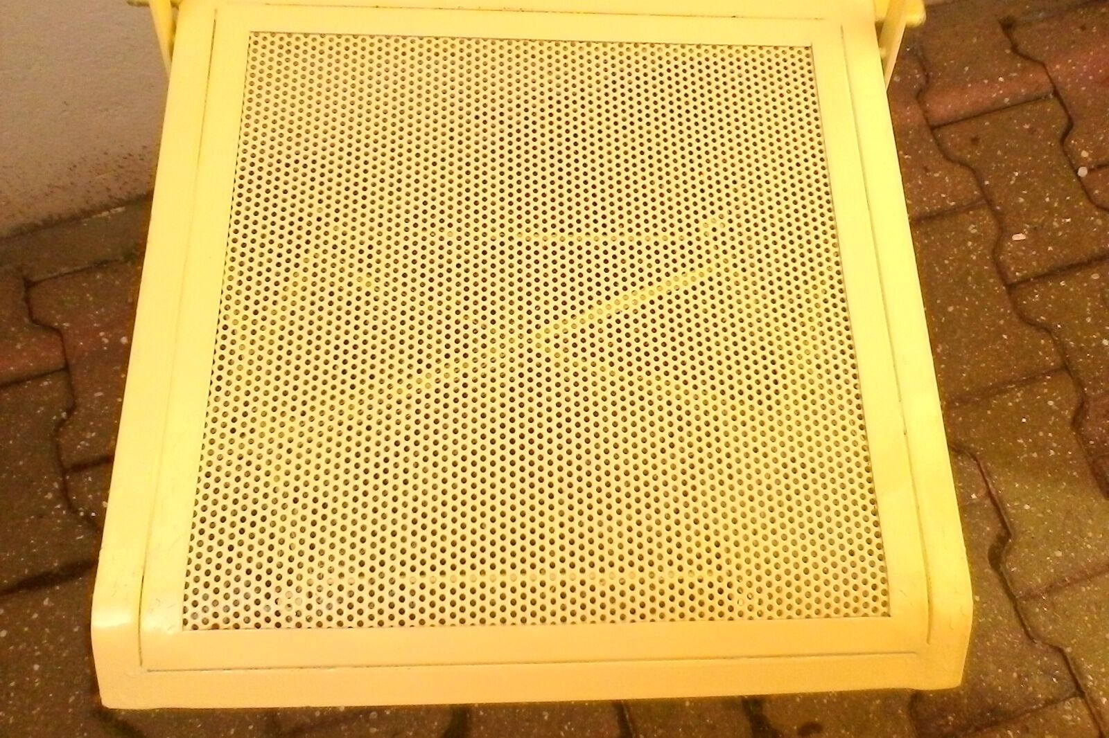 Folding metal garden chairs