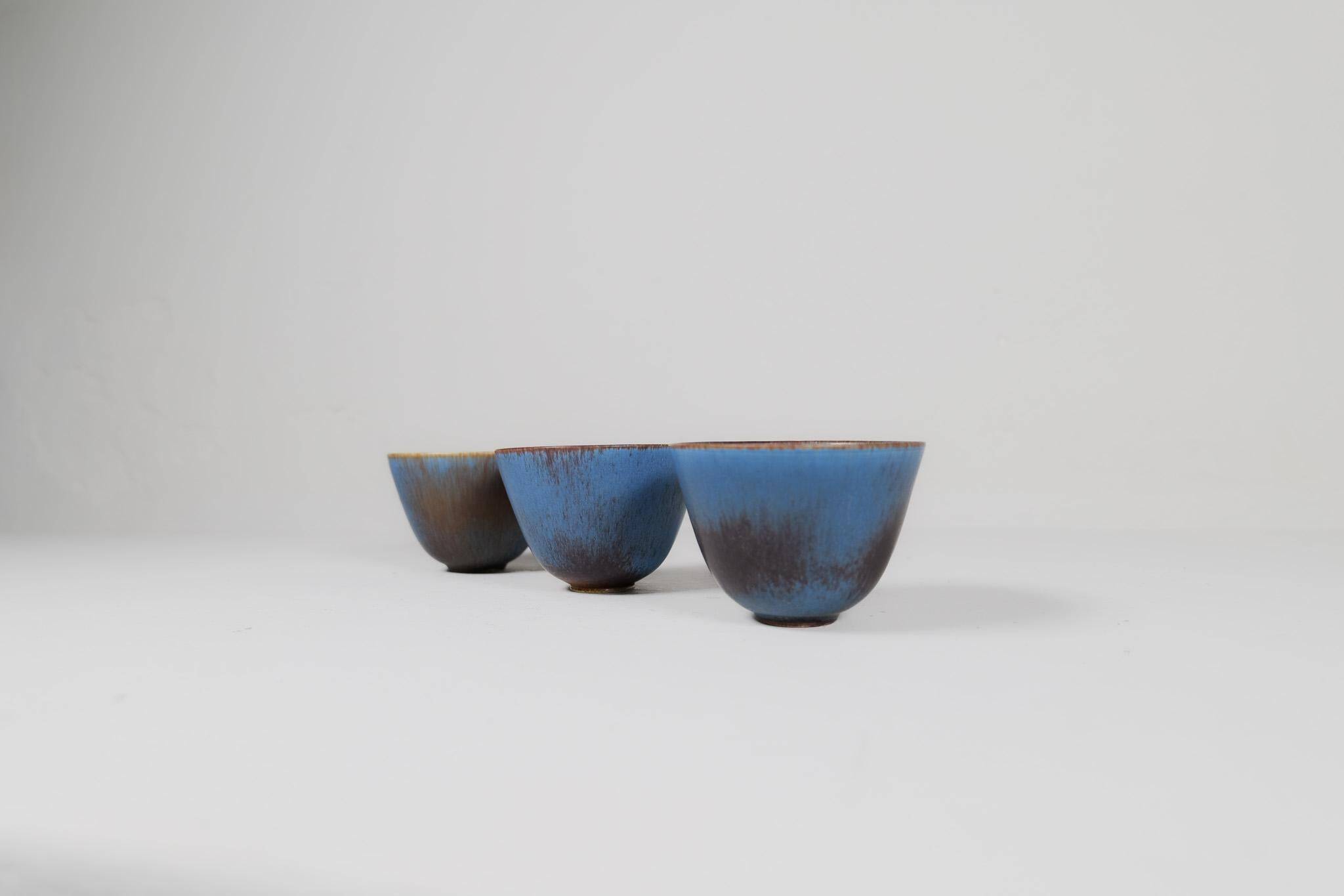 Mid-Century Modern Set of 3 Bowls Rörstrand Gunnar Nylund, Sweden, 1950s