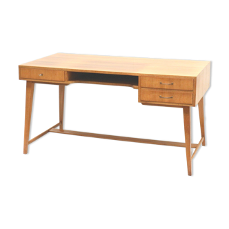 Vintage WK Möbel desk from the 1970s with slender legs