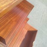Trade shelving unit